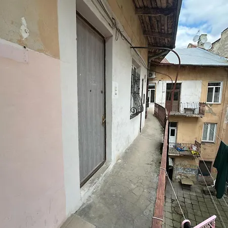 Apartment Center Near Opera House *