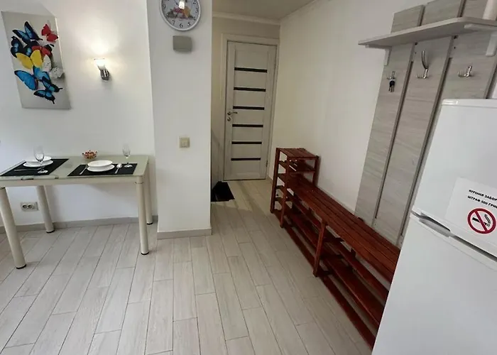 Apartment Center Near Opera House *