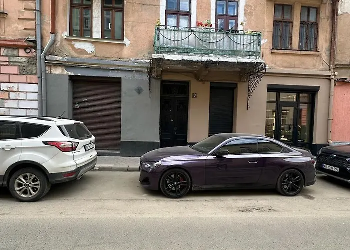 Apartment Center Near Opera House *